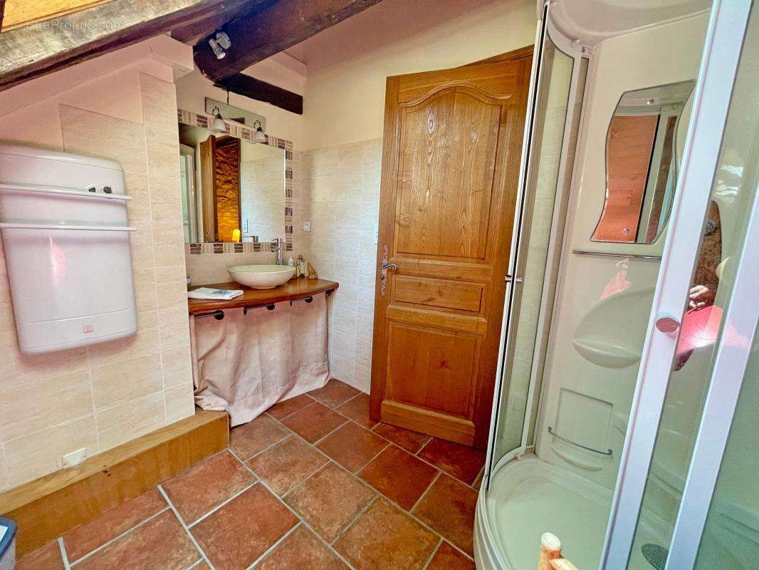 Maison à MAUZENS-ET-MIREMONT