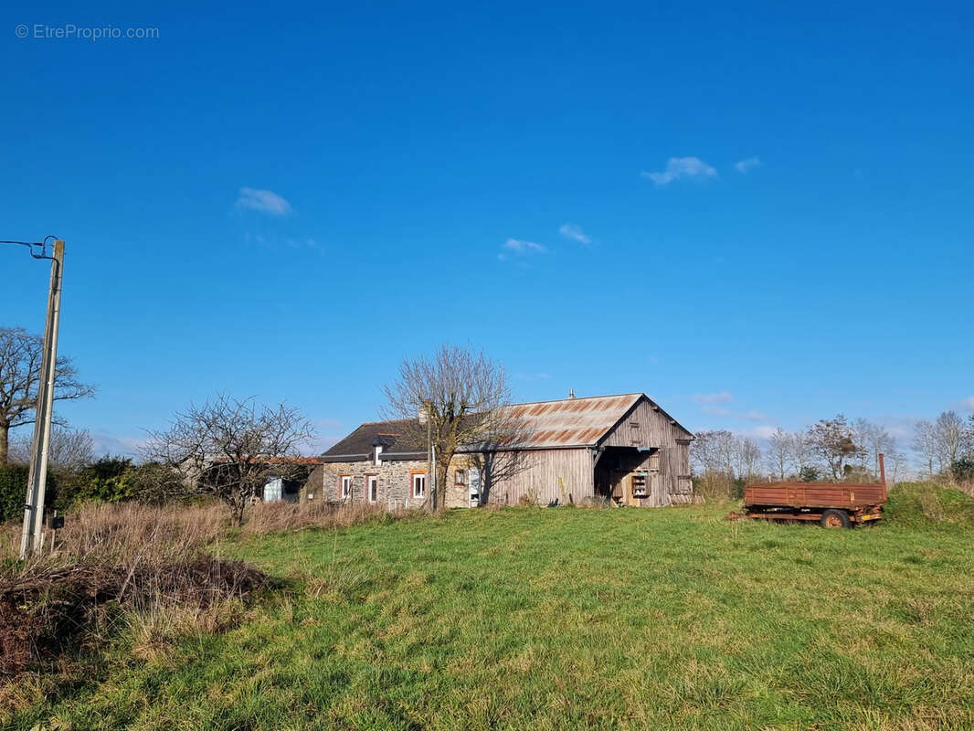 Maison à CORPS-NUDS