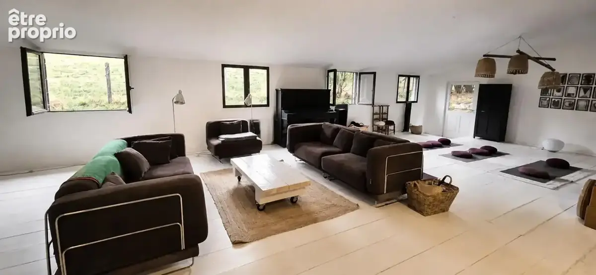 Maison de 6 pièces de 360 m² à Sainte-Colombe-en-Auxois - photo 2