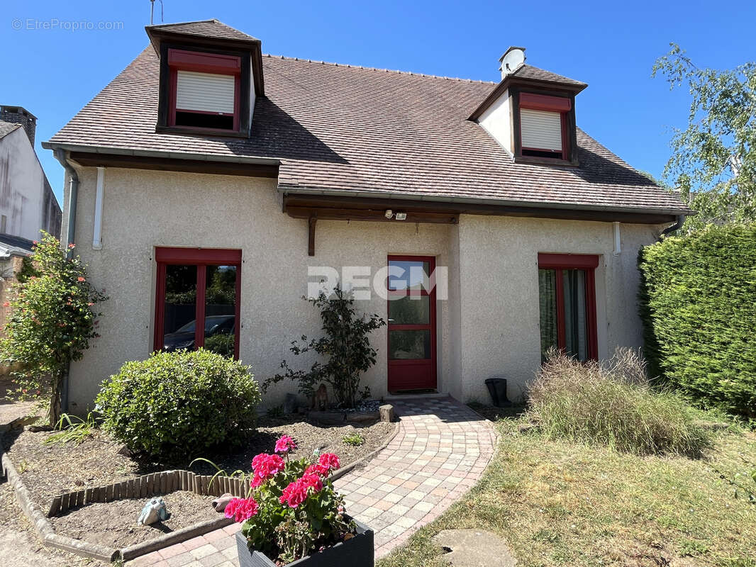 Maison à VILLIERS-SOUS-GREZ