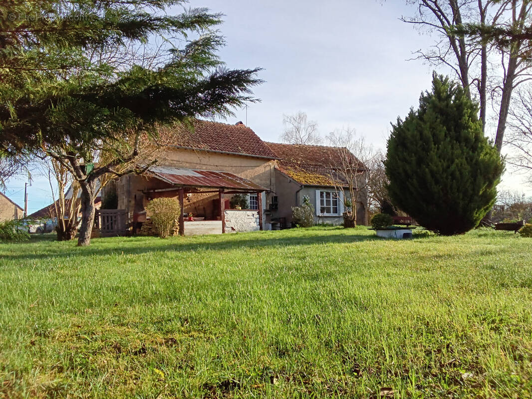 Maison à OUROUER-LES-BOURDELINS