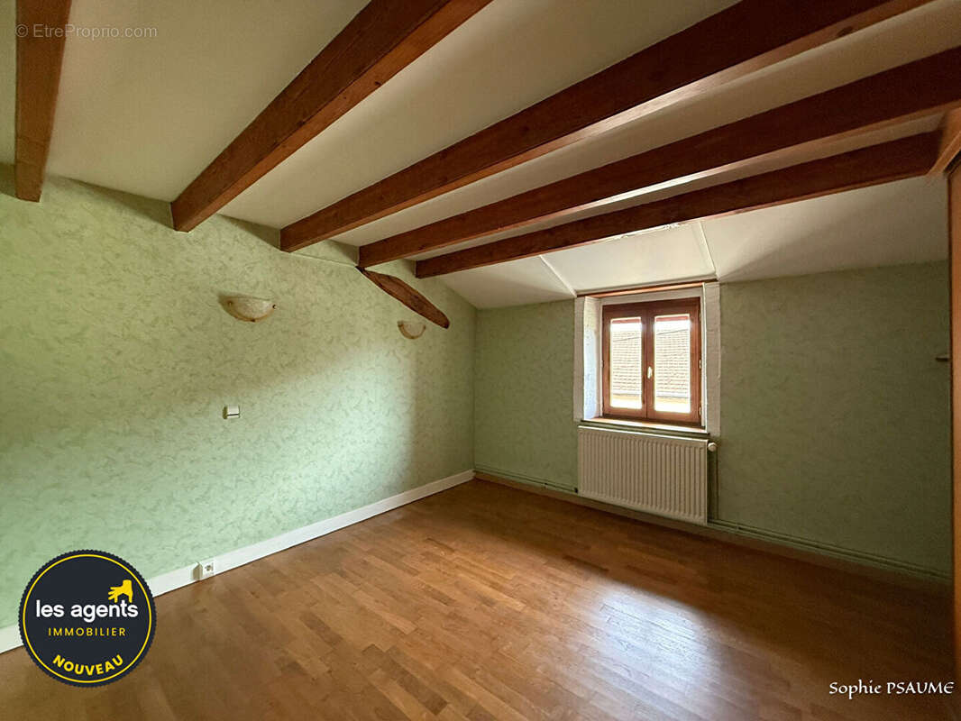 Maison à COLOMBEY-LES-BELLES