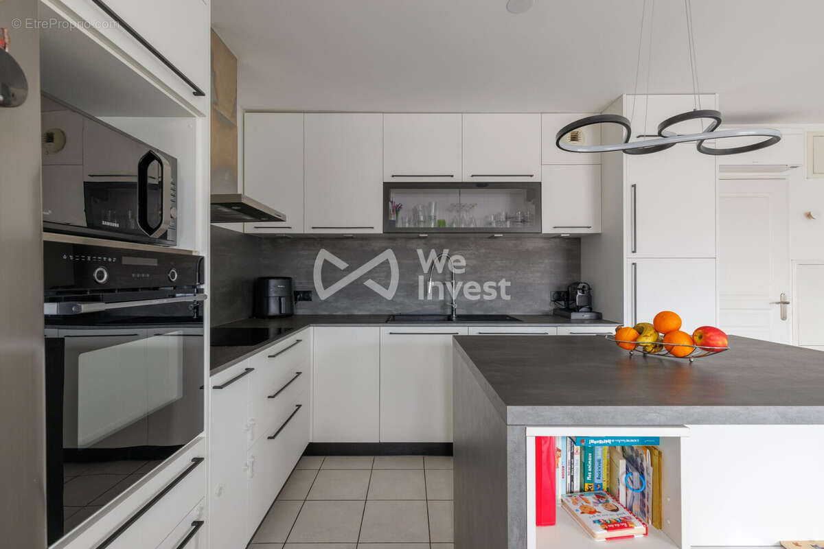Appartement à MEYZIEU