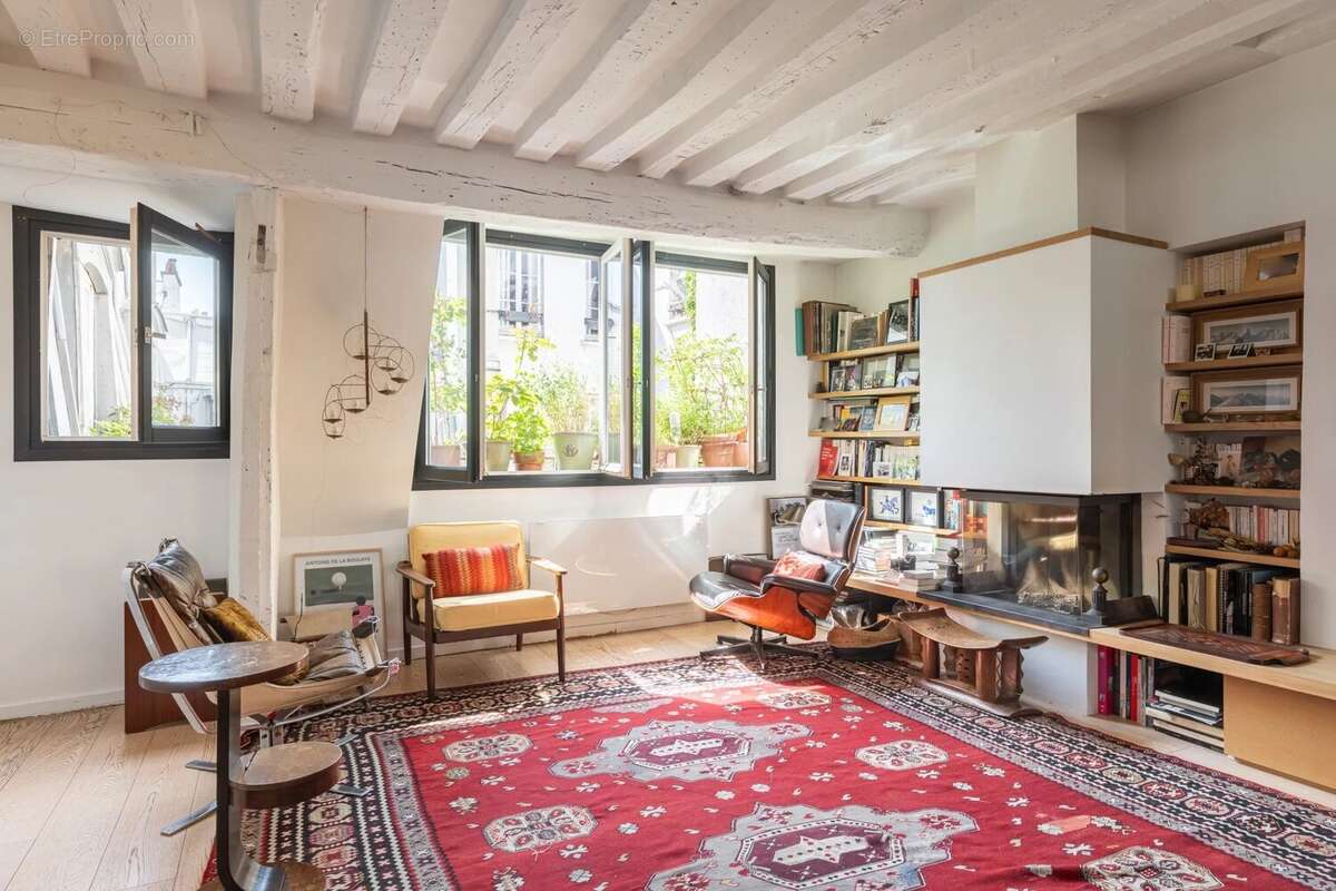 Appartement à PARIS-6E