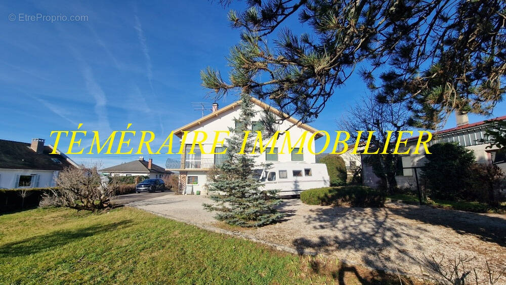 Maison à CHAMPAGNOLE