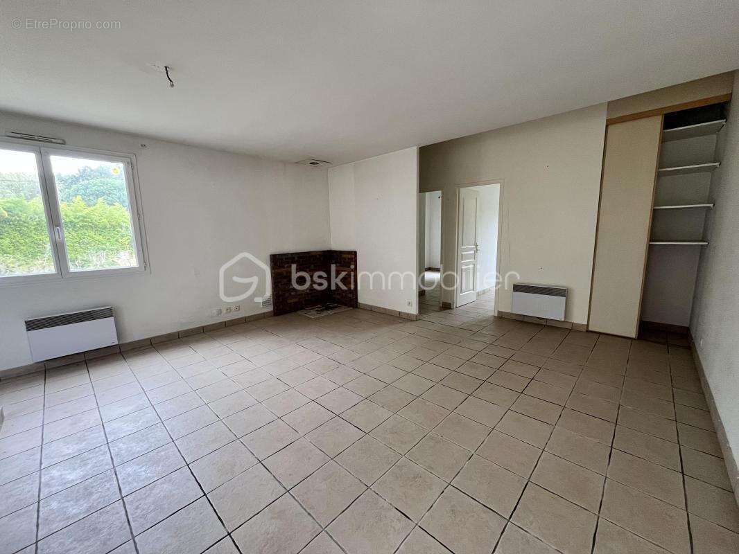 Maison à GRAYAN-ET-L'HOPITAL