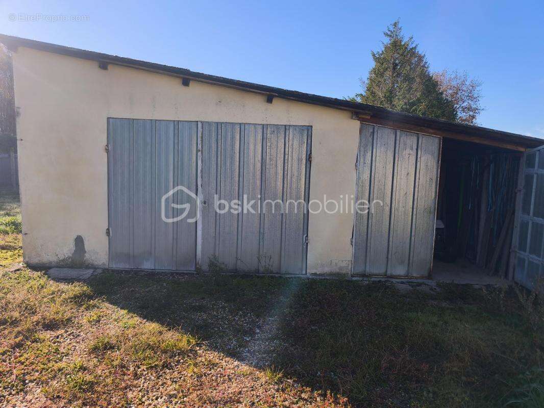 Maison à MOULIN-NEUF