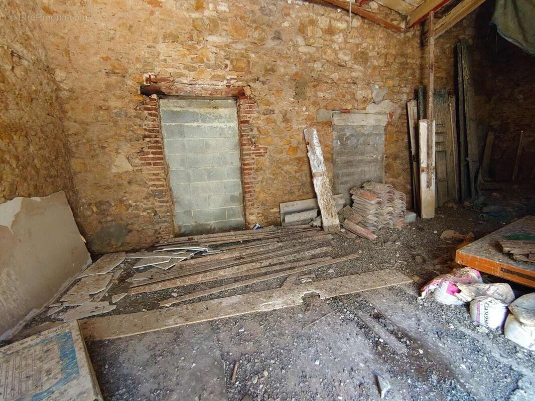 Photo 3 - Maison à PUY-L'EVEQUE