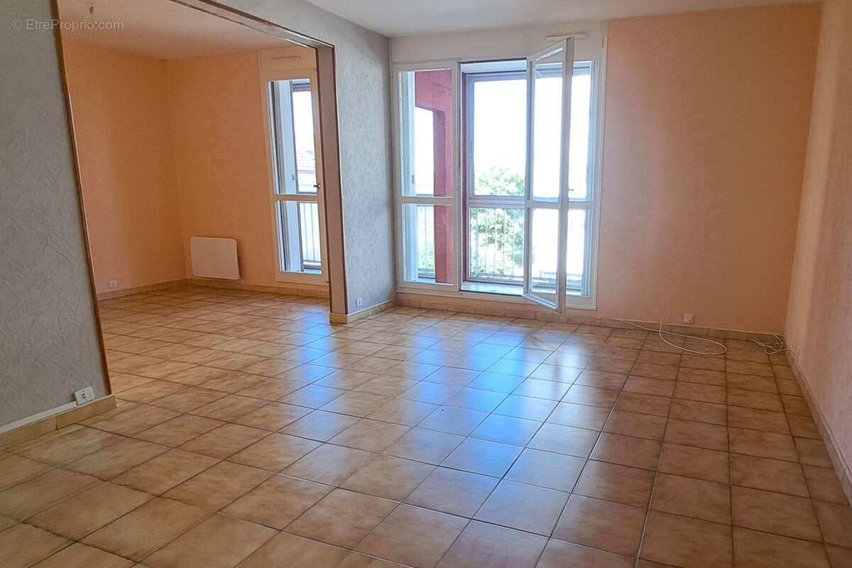 Appartement à DIGOIN