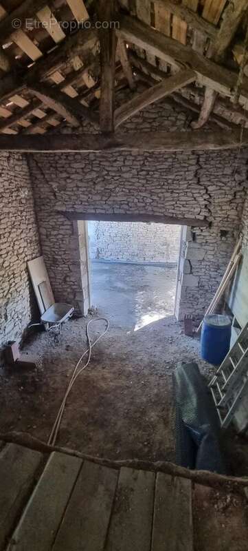 Grange en pierre - photo 8