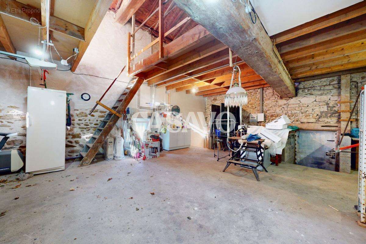 Maison à REVEL-TOURDAN