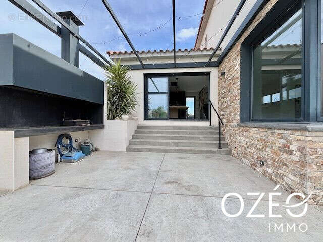 Maison à VILLELONGUE-DE-LA-SALANQUE