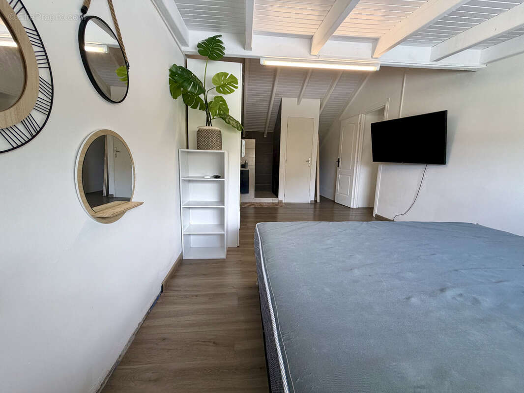 Hauteurs de la Baie Orientale — Maison T4 avec grande terrasse en résidence sécurisée - photo 10