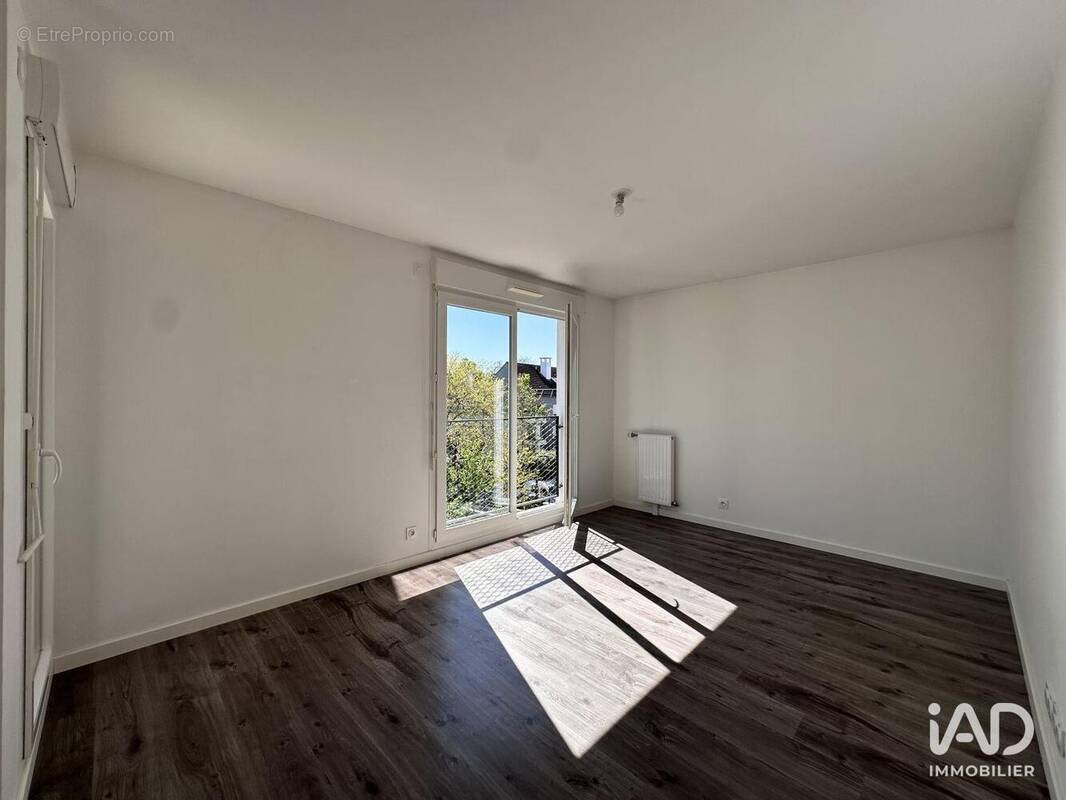 Photo 1 - Appartement à LONGJUMEAU