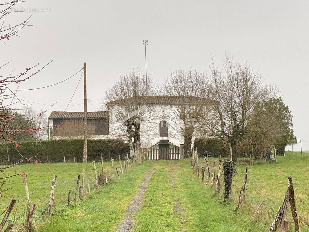 Maison à MARCILLAC