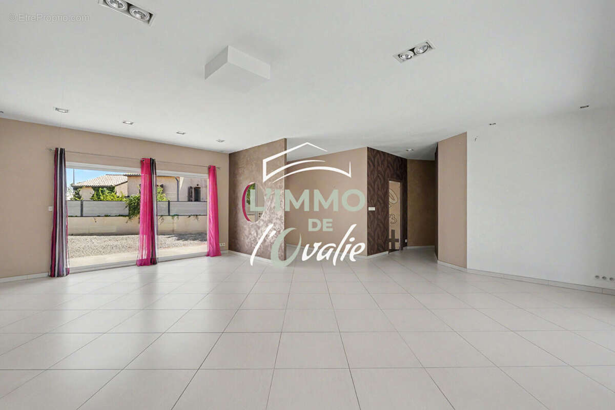 Maison 4 pièces avec double garage 141 m2 - photo 4