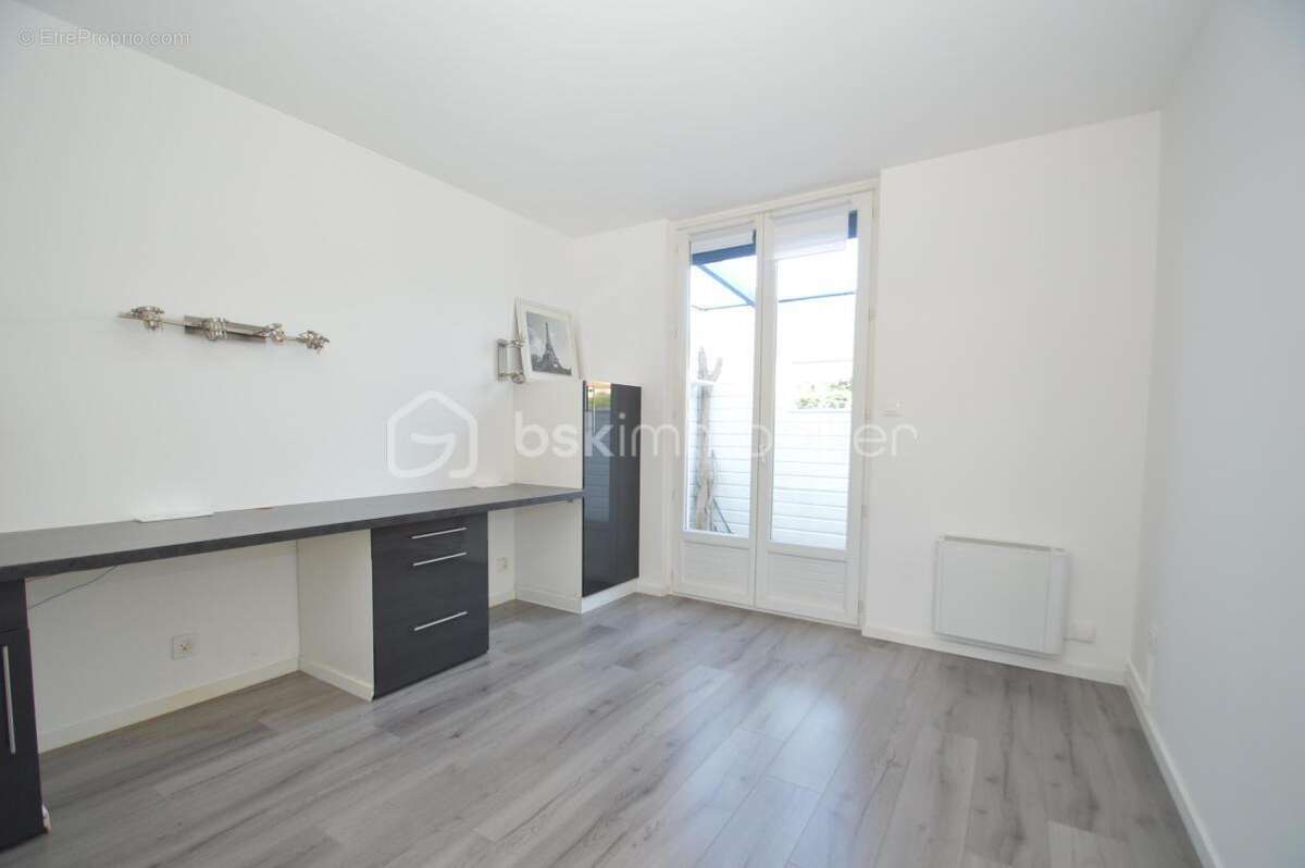 Villa T7 avec piscine, appartement à l'étage et un studio - photo 10
