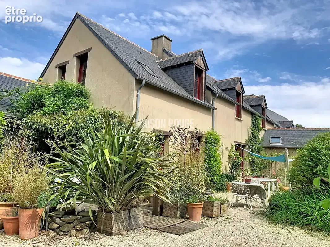 Photo Maison à Les Iffs au prix de 440 160€