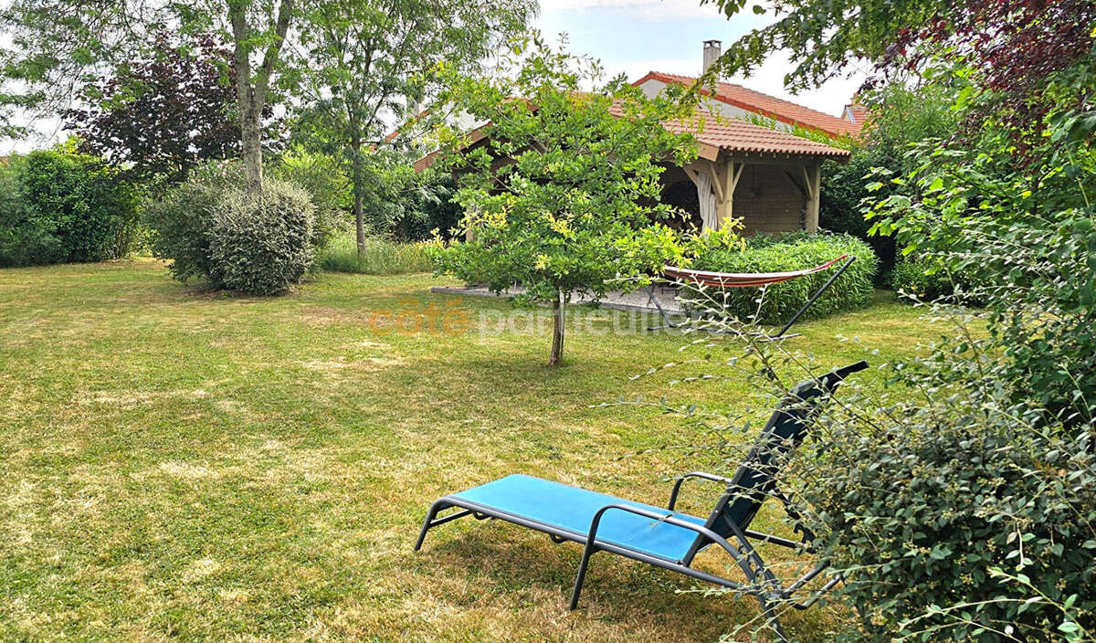 Saint-Léger-sous-Cholet  Maison de caractère de 161 m² sur un terrain de 1 521 m² - photo 3