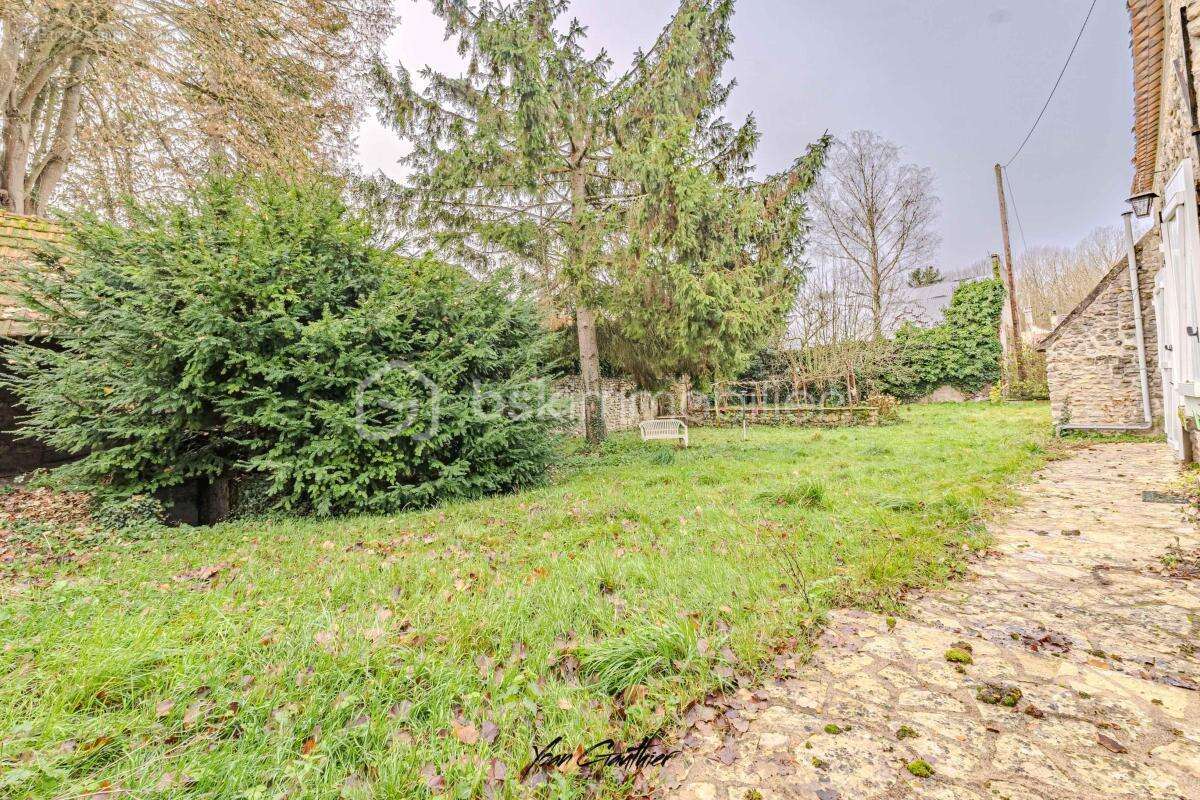 Maison à ORMOY-LA-RIVIERE