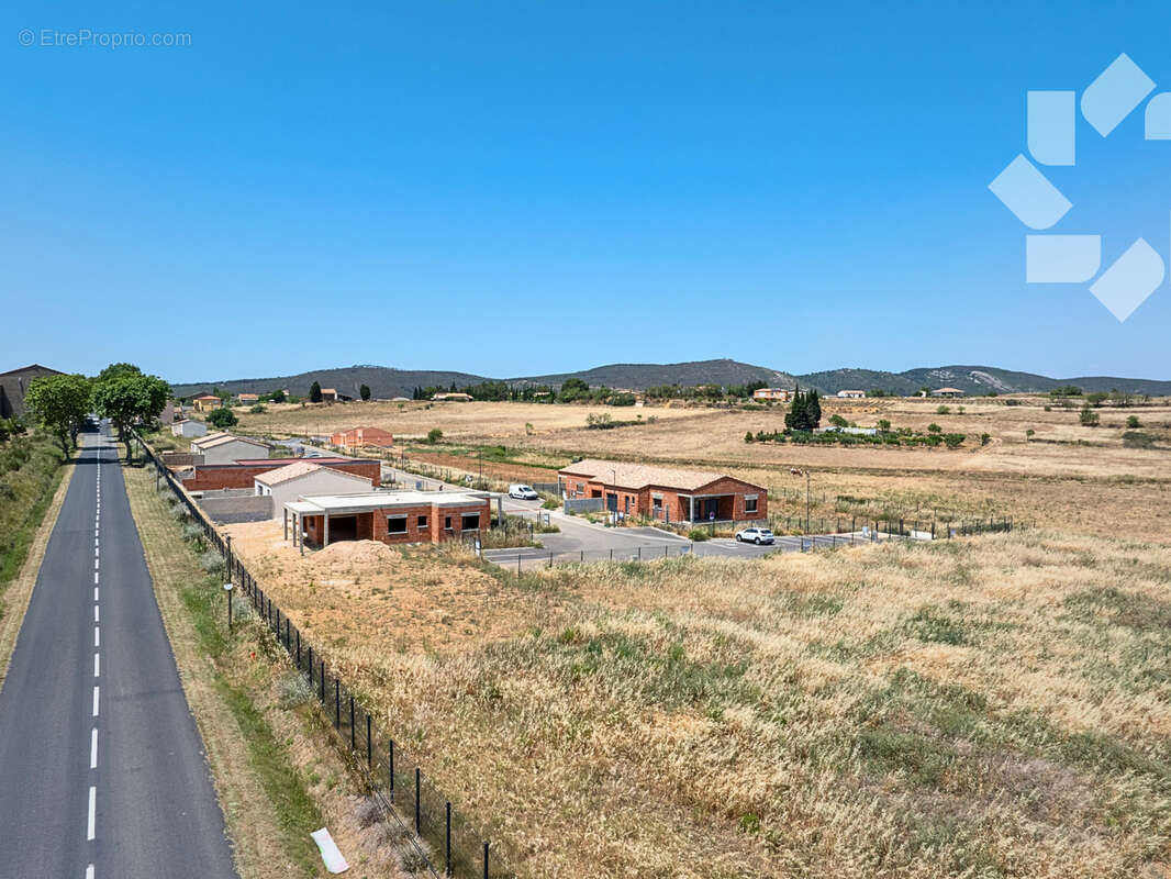 Terrain à bâtir viabilisé de 359 m2 - photo 7