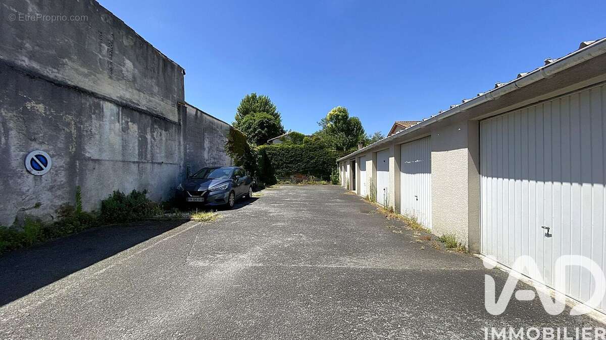 Photo 4 - Parking à MERIGNAC