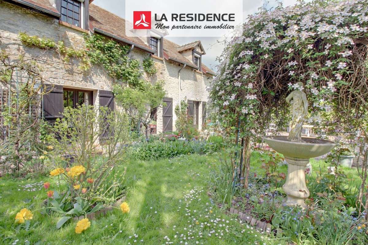 Maison à BONNIERES-SUR-SEINE