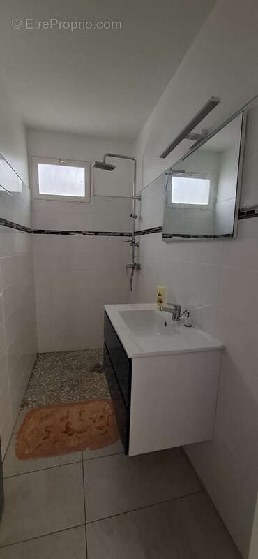 Maison 180 m² à Le Gosier  - photo 7