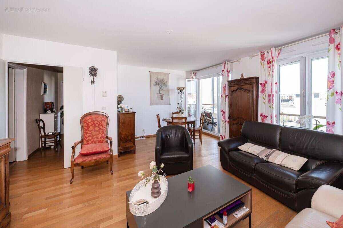 Appartement à BOIS-COLOMBES