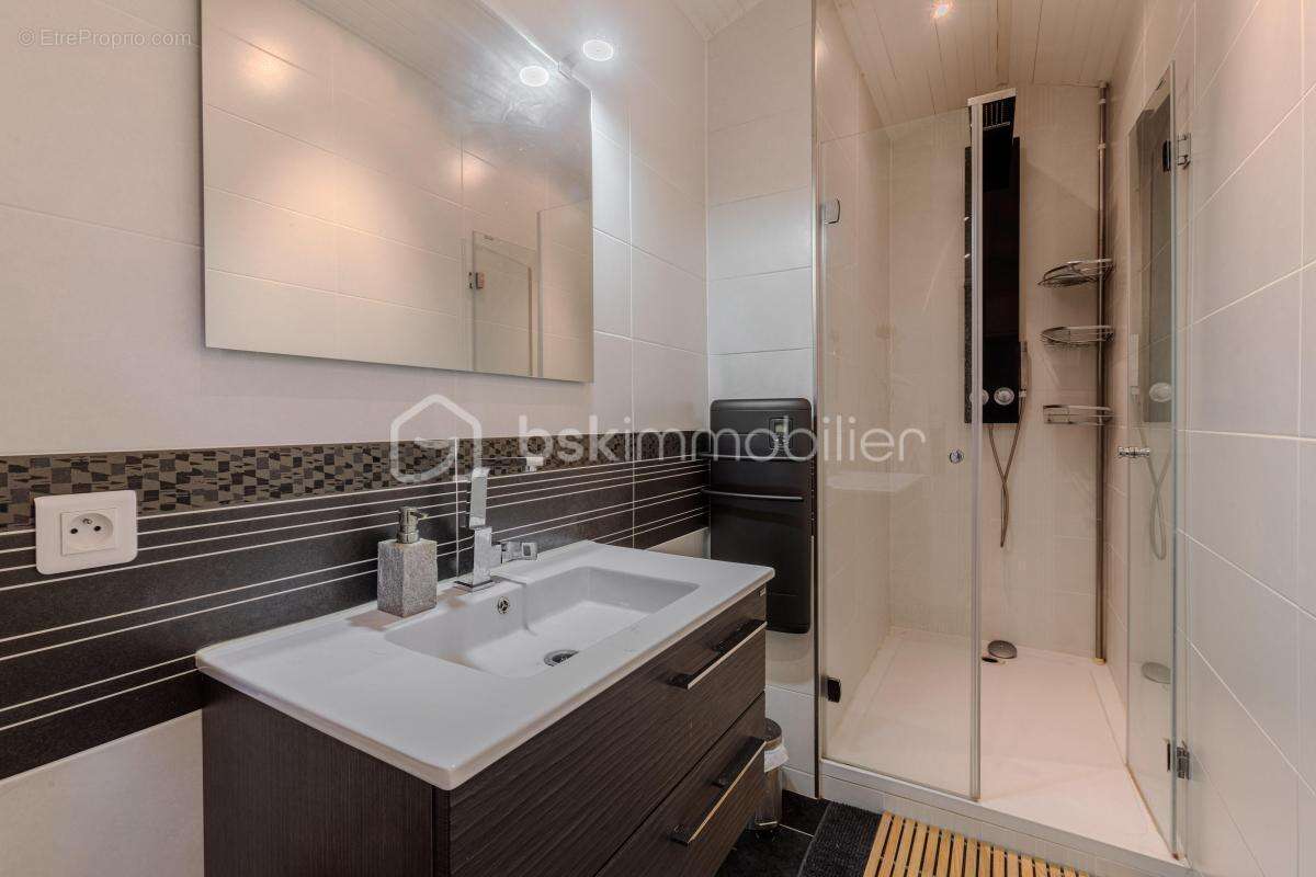 Maison familiale avec grand jardin - photo 10