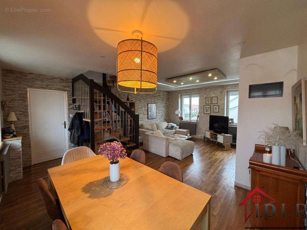 Appartement à MARLY