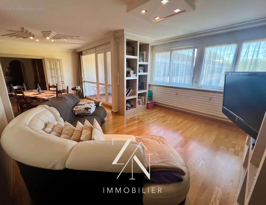 Appartement Dernier niveau 4 pièces de 124 M2 - photo 2
