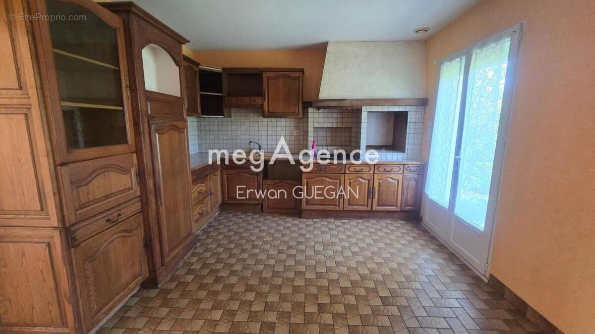 Maison à SAINT-GONNERY