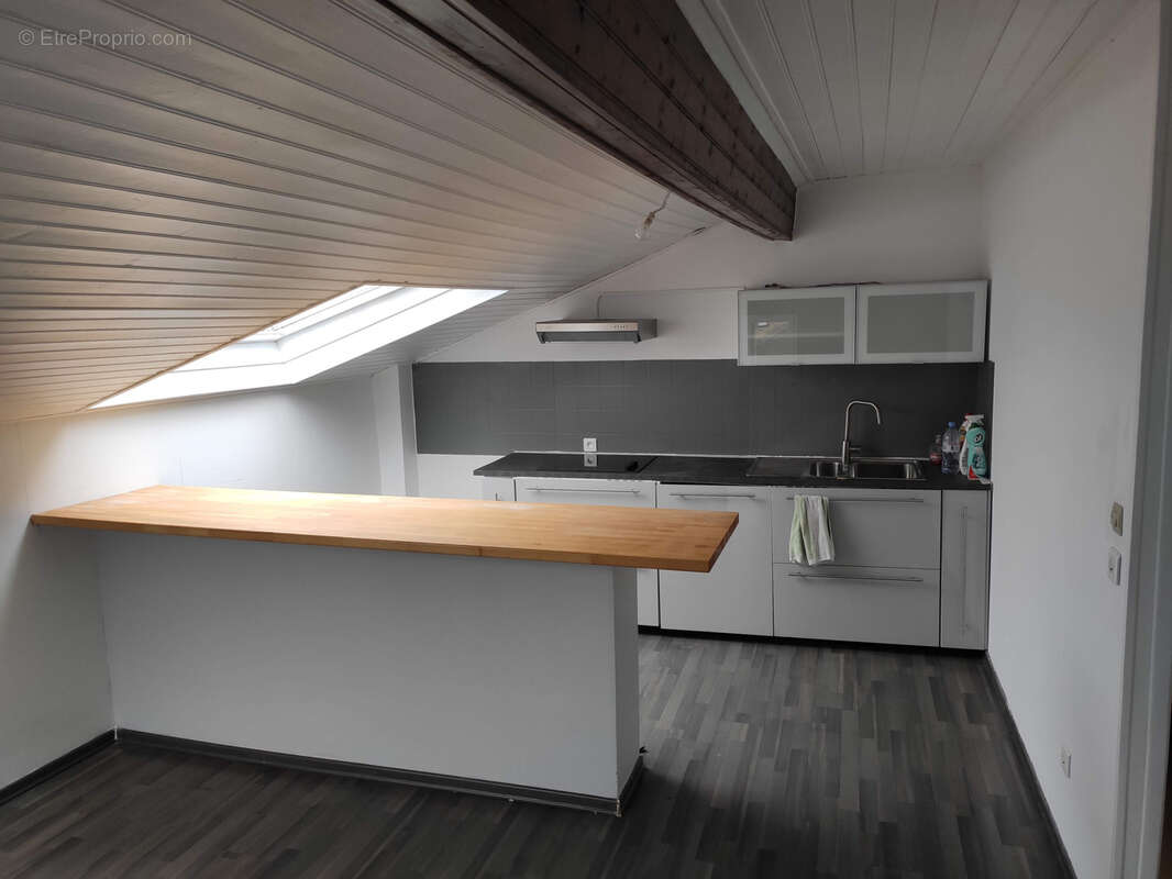 Appartement à DELME