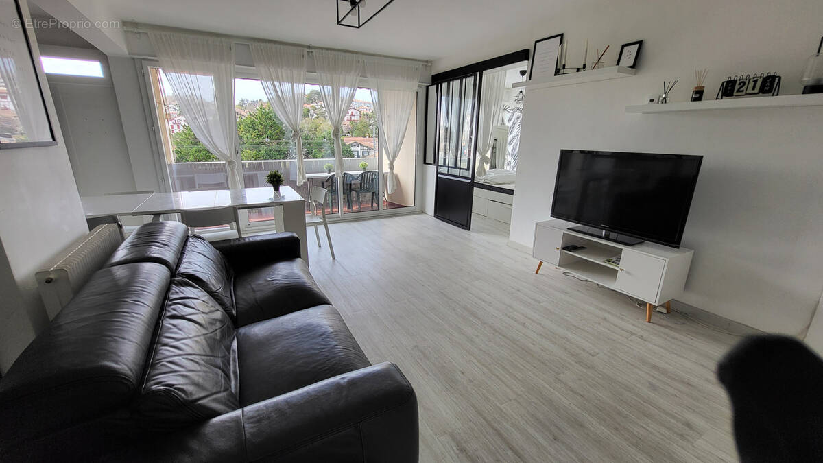 Appartement à CIBOURE