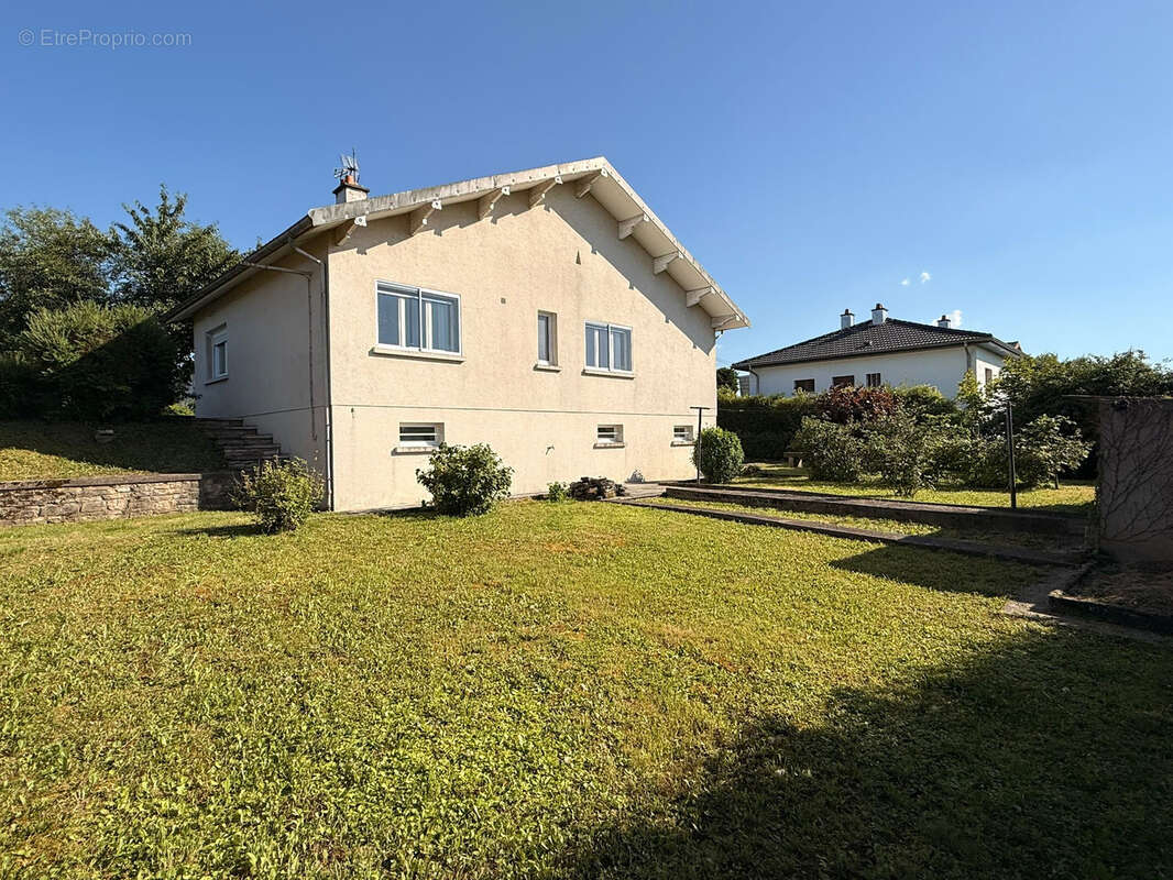 Maison à L'ISLE-SUR-LE-DOUBS