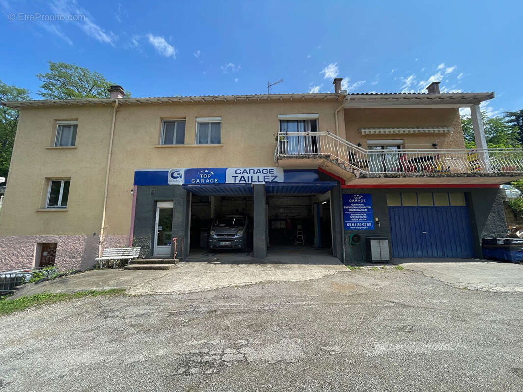 Appartement à SAINT-PIERRE-DE-RIVIERE