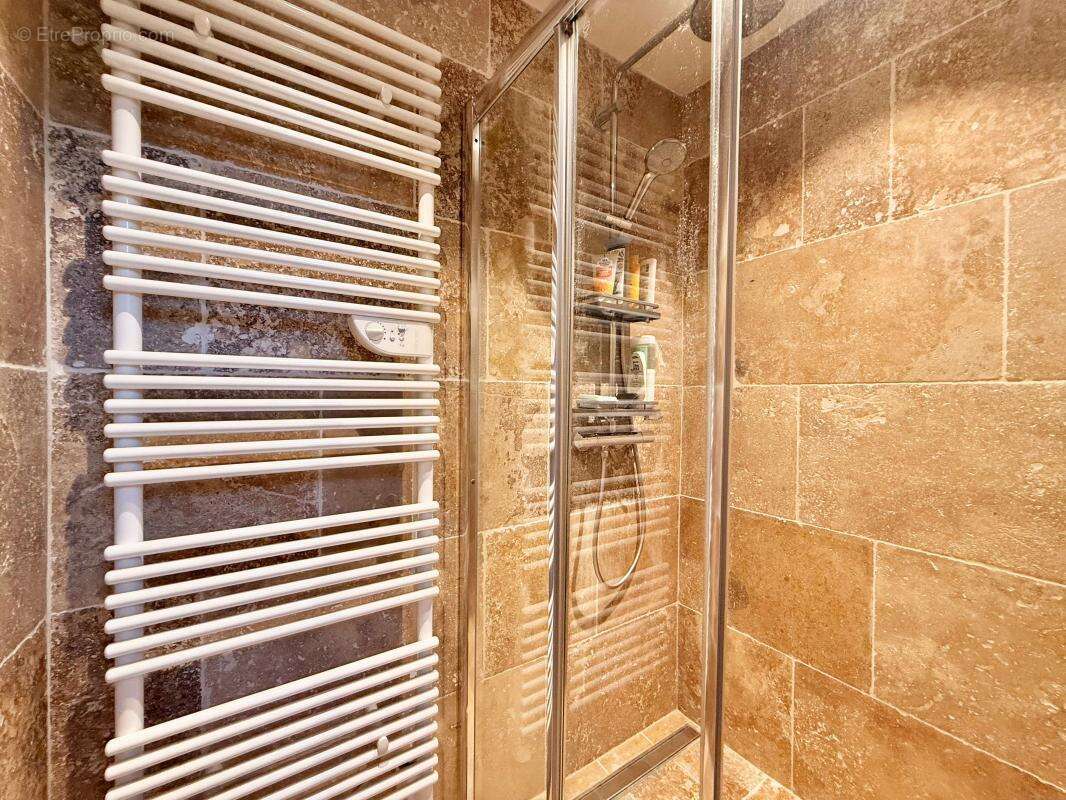 Maison À Vendre 70m² 2 chambres, 281m² terrain - photo 12