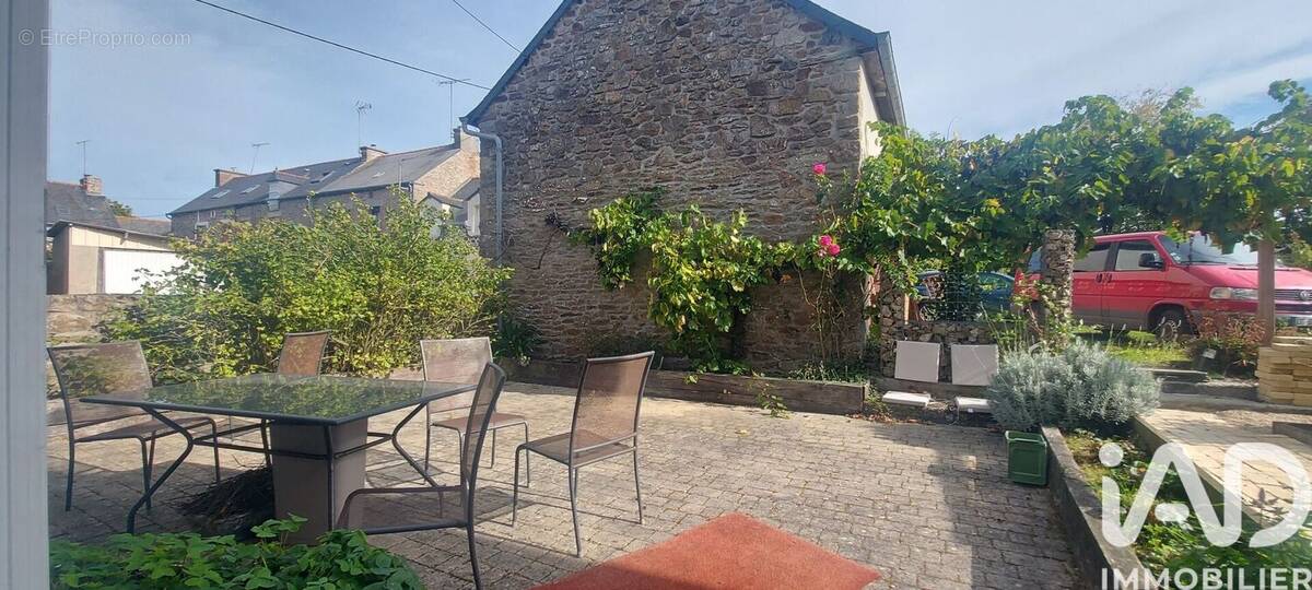 Photo 1 - Maison à LAMBALLE