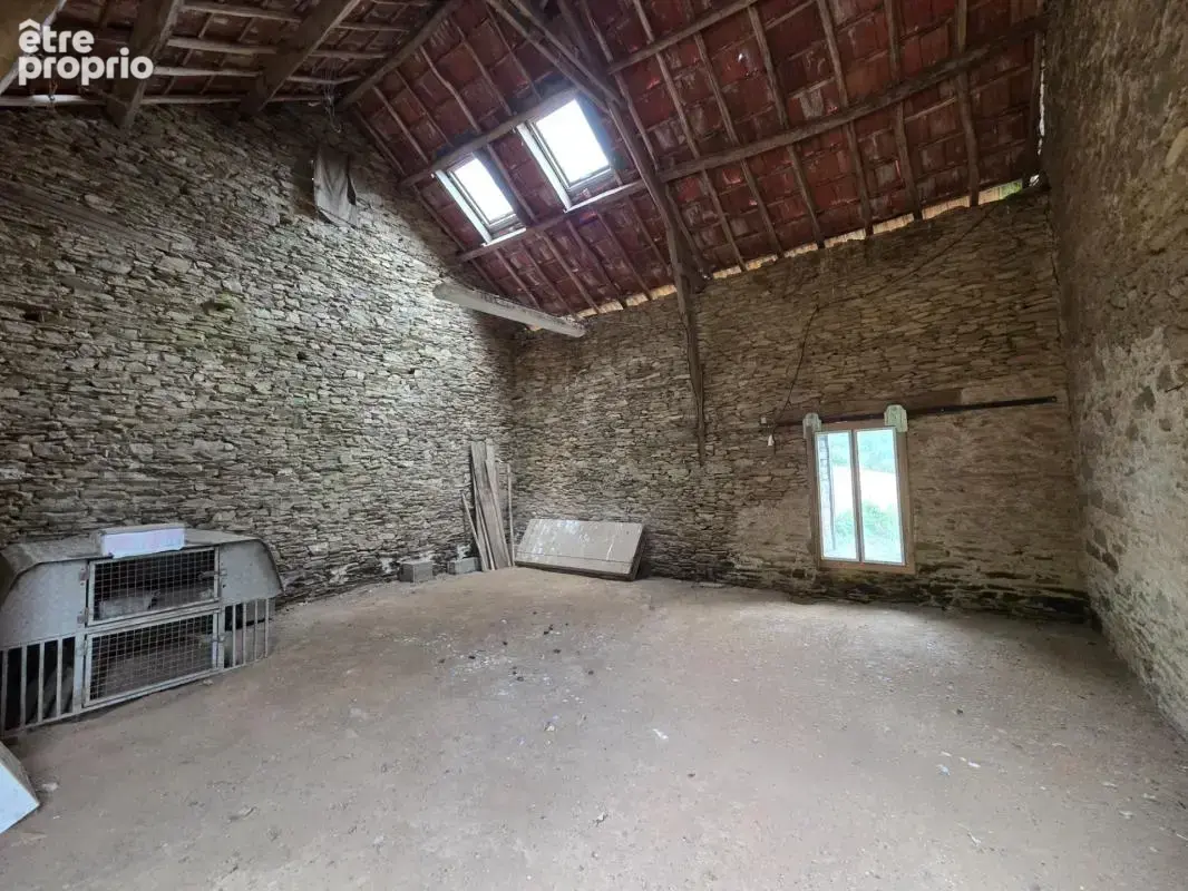 Maison 6 pces, 80 m² avec dépendances, source, terrain de 59 635 m² - photo 13