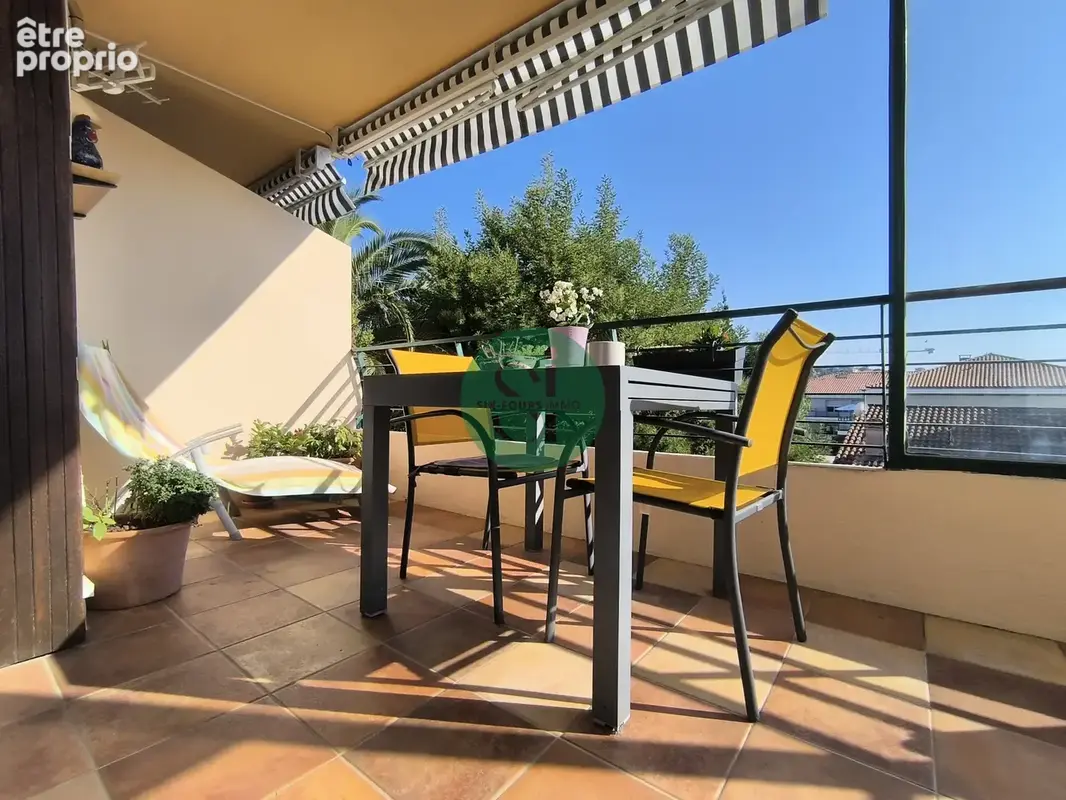 Appartement à SIX-FOURS-LES-PLAGES