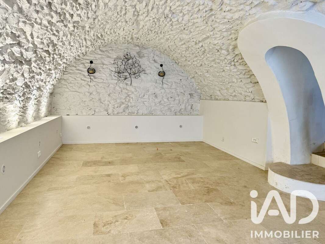Maison 190 m² à La Garde-Freinet  - photo 6