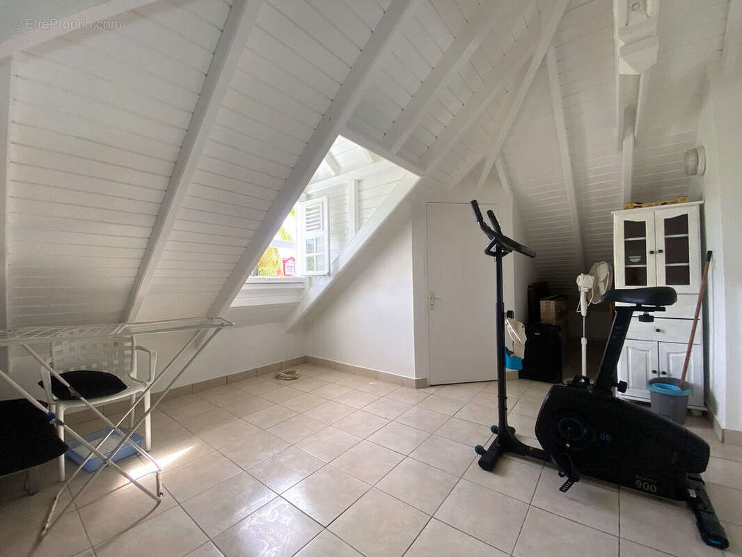 Maison à CAPESTERRE-DE-MARIE-GALANTE