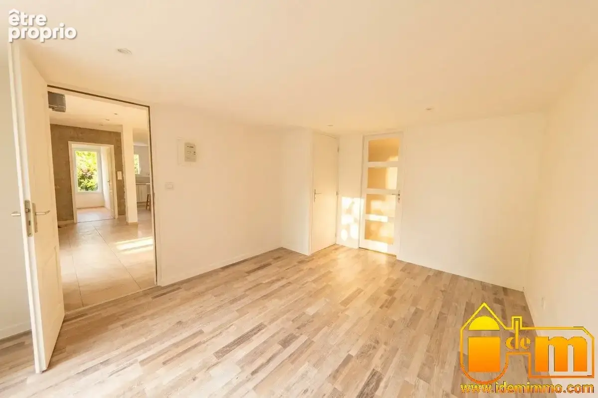 Maison 5 pièces 123 m² à vendre à Saclas (91690) - photo 7