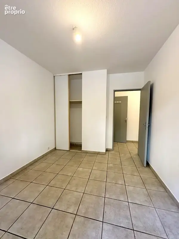 Aix-en-provence   t2 de 46,25 m2 avec terrasse   emplacement privilégié, allées provençales - photo 7