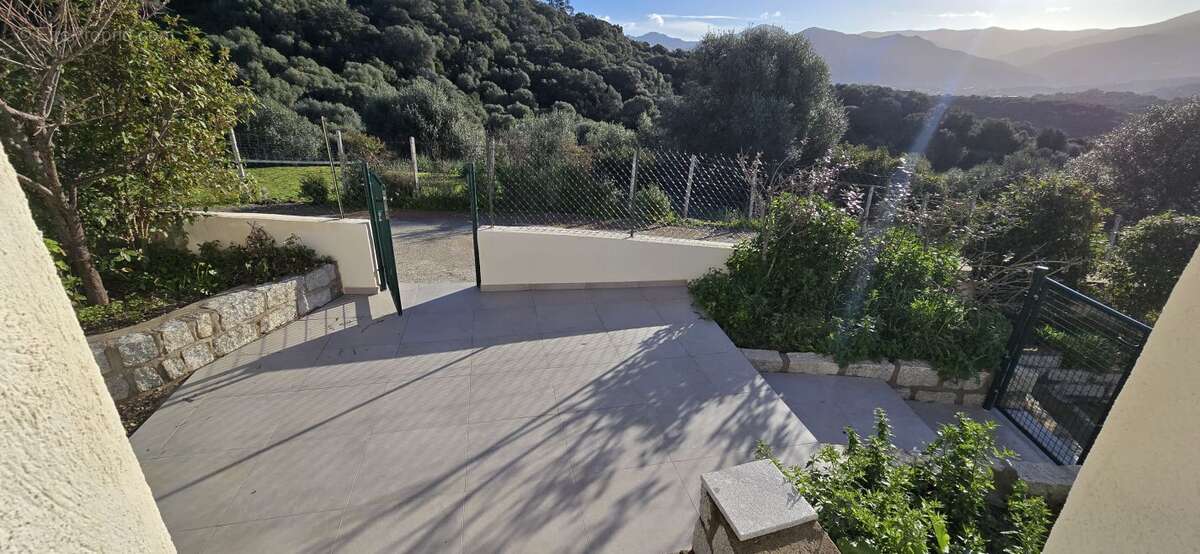 Appartement à BASTELICACCIA