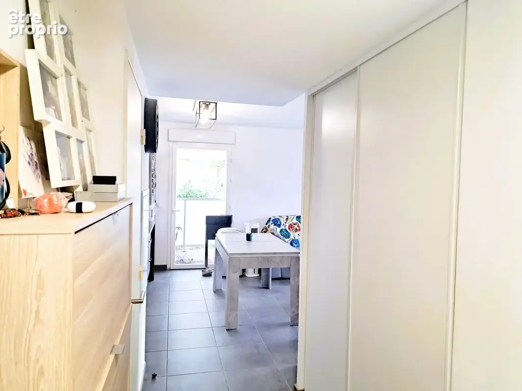 MARSEILLE Château Gombert - En Résidence sécurisée ,Appartement de type 3  + vaste terrasse et parking privé - photo 4