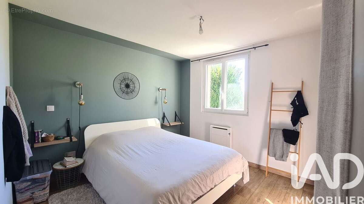 Maison 110 m² à Benassay  - photo 9