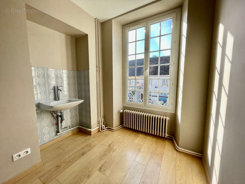 Maison à THIRON-GARDAIS