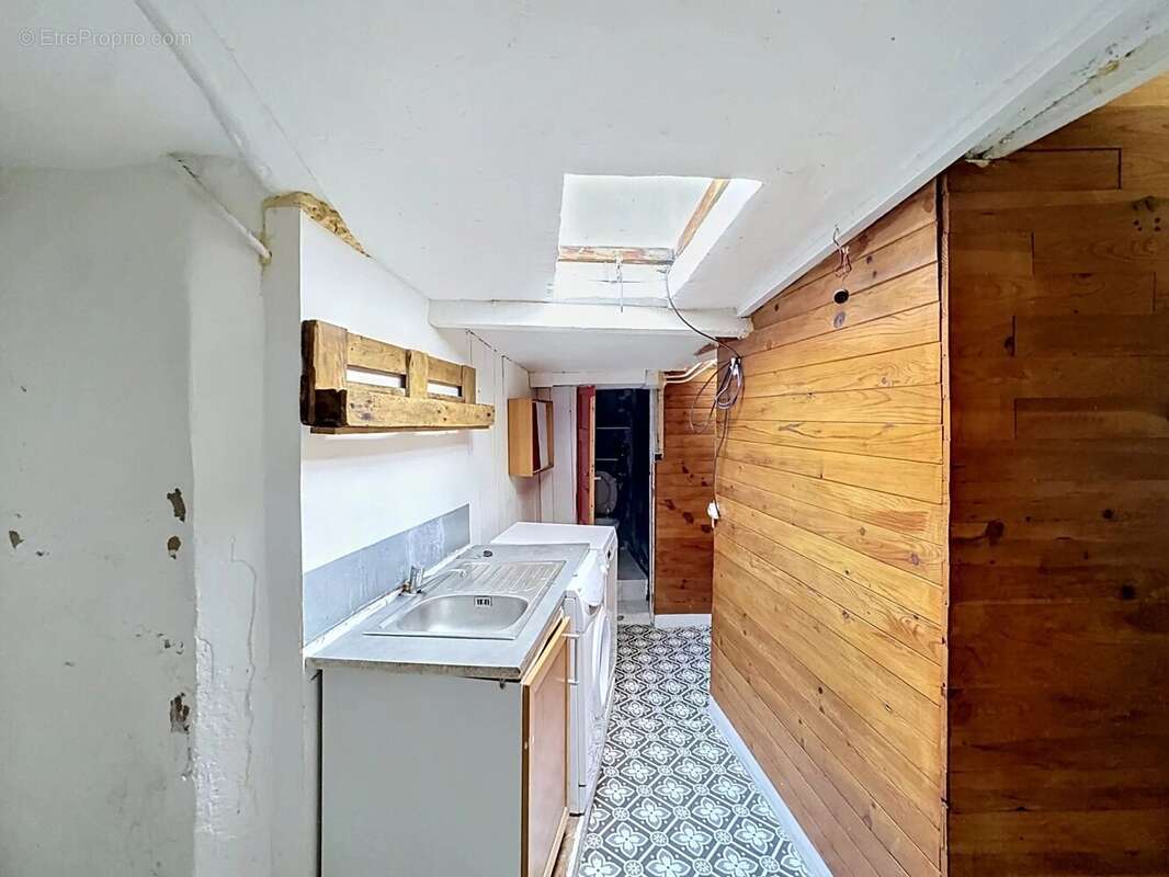 Appartement à MARSEILLE-5E